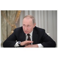 Путин заявил о нехватке рабочих рук в целых отраслях экономики